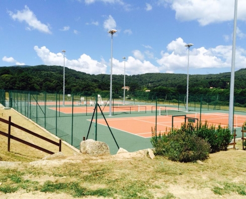 Vue des cours du Tennis Club Alta Rocca